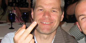 Beitragsbild des Blogbeitrags Film über Anschlag von Hanau: Skandalregisseur Uwe Boll ist zurück