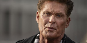 Beitragsbild des Blogbeitrags Neue Agentenserie „Ze Network“: David Hasselhoff spielt sich selbst 