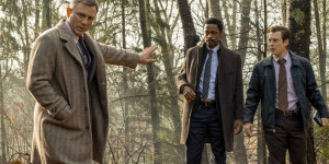 Beitragsbild des Blogbeitrags „Knives Out“ 2 & 3 sollen auf Netflix erscheinen – mit Daniel Craig & von Rian Johnson