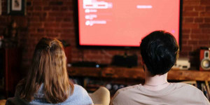 Beitragsbild des Blogbeitrags In den Kinosälen und im KINO VOD CLUB: Österreich feiert wieder Filmfestivals!