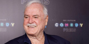 Beitragsbild des Blogbeitrags John Cleese plant kritische Serie über „Cancel Culture“ 