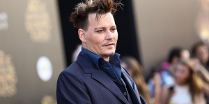 Beitragsbild des Blogbeitrags Johnny Depp hat nach seinem „Phantastische Tierwesen“-Rausschmiss eine neue Filmrolle ergattert 