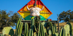 Beitragsbild des Blogbeitrags „Jackass 4.5“ – Kritik zum Netflix-Start