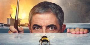 Beitragsbild des Blogbeitrags „Mr. Bean“ ist zurück: Kritik zur neuen Netflix-Serie „Man vs. Bee“