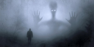Beitragsbild des Blogbeitrags Lovecraft und der Cthulhu-Mythos – die besten Verfilmungen des Fantasy-Kosmos 