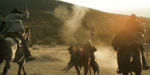 Beitragsbild des Blogbeitrags „Mord in Yellowstone City“: Kritik zum Heimkino-Start