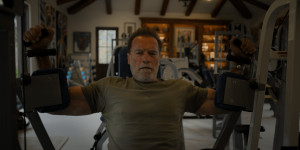 Beitragsbild des Blogbeitrags “Arnold”: Doku-Serie über Schwarzenegger startet auf Netflix 