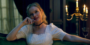 Beitragsbild des Blogbeitrags Genre Gems #2: “House of Darkness” – Kritik zum Heimkino – Start