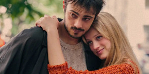 Beitragsbild des Blogbeitrags “Forever Young”: Kritik zum Kinostart