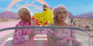 Beitragsbild des Blogbeitrags „Barbie“ macht Greta Gerwig zur erfolgreichsten weiblichen Regisseurin aller Zeiten