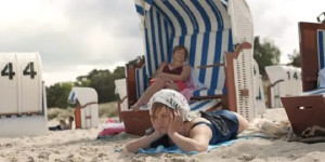 Beitragsbild des Blogbeitrags Jetzt im Kino: „Sprich mit mir“ – Kritik