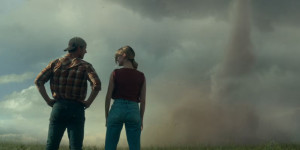 Beitragsbild des Blogbeitrags Besser als das Original: Kritik zu „Twisters“