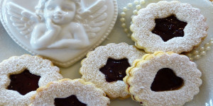 Beitragsbild des Blogbeitrags Kalorien sparen in Weihnachtskeksen: 5 einfache Tipps