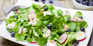 Beitragsbild des Blogbeitrags Vermeiden Sie diese 5 Fehler bei der Zubereitung von Salat