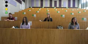 Beitragsbild des Blogbeitrags [video] Ablauf und Verhalten bei Lehrveranstaltungen und Prüfungen in Präsenz für Studierende – Version Juli 2021 #covid19 #tugraz 