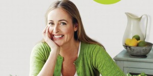 Beitragsbild des Blogbeitrags Review: Glow. Gut essen, glücklich leben von Amelia Freer (Goldmann Verlag)