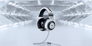 Beitragsbild des Blogbeitrags Razer Kraken-Headset jetzt galaxisweit als Stormtrooper Edition erhältich