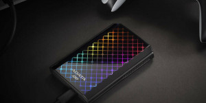 Beitragsbild des Blogbeitrags ADATA präsentiert die externe SSD SE900G mit RGB-Beleuchtung