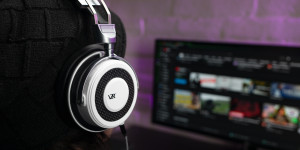 Beitragsbild des Blogbeitrags VZR Model One – Ehemaliger Apple Audio-Ingenieur kündigt Headset für Gamer und Audiophile an 