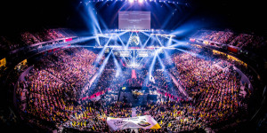 Beitragsbild des Blogbeitrags ESL erweitert Partnerschaft mit Bayes Esports