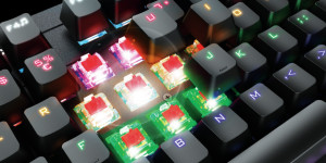 Beitragsbild des Blogbeitrags [Test] Trust GXT 863 Mazz Mechanische Tastatur 