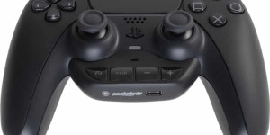 Beitragsbild des Blogbeitrags snakebyte BT HEADSET:ADAPT 5 für Bluetooth-Audio über den DualSense Controller ab sofort verfügbar 