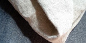 Beitragsbild des Blogbeitrags 22 DIY-Ideen mit alten Vorhängen