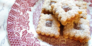 Beitragsbild des Blogbeitrags 8 perfekte Weihnachtskekse