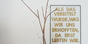 Beitragsbild des Blogbeitrags Einfache Osterdeko aus Zeitungspapier