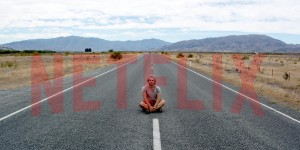 Beitragsbild des Blogbeitrags Auf der Couch um die Welt: Die besten Reisedokumentationen auf Netflix