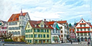 Beitragsbild des Blogbeitrags Spitze, Stiftsbezirk &  Schokolade: 44 Highlights in St.Gallen 