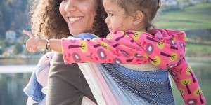Beitragsbild des Blogbeitrags Tragetuch im Test: Didymos Lisca