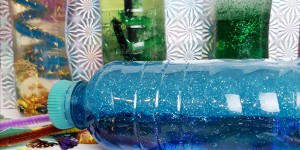Beitragsbild des Blogbeitrags Sensorikflaschen-ein Spielzeug mit Sinn 