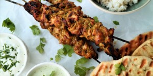 Beitragsbild des Blogbeitrags Indische Tandoori Masala Hühnchen Spieße 