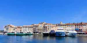 Beitragsbild des Blogbeitrags Funniest Tour in Town – Schiffstour in Saint Tropez