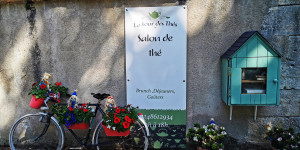 Beitragsbild des Blogbeitrags La cour des thes, Meillant, Frankreich