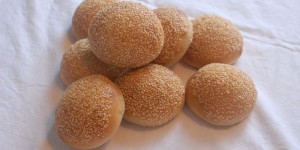 Beitragsbild des Blogbeitrags Burgerbuns mit LM