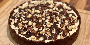 Beitragsbild des Blogbeitrags Erdnussbutter Cheesecake