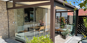 Beitragsbild des Blogbeitrags Dachneigung bei Wintergarten oder Terrassenüberdachung mit Glasdach