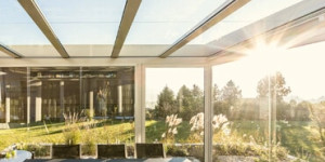 Beitragsbild des Blogbeitrags Himmelsrichtung bei der Planung Ihres Wintergartens berücksichtigen