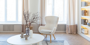 Beitragsbild des Blogbeitrags Wohnzimmerfenster aus Kunststoff und Holz