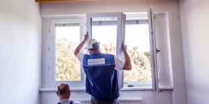 Beitragsbild des Blogbeitrags Wie bereite ich mich auf die Fenstermontage vor?