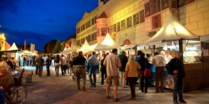 Beitragsbild des Blogbeitrags Vom Schlosspark in die FUZO: Ein Gespräch über die Wein- und Genusstage in Eisenstadt