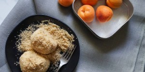 Beitragsbild des Blogbeitrags Die Besten Marillenknödel aus schnellem Topfen-Frischkäse-Teig