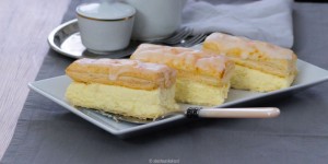 Beitragsbild des Blogbeitrags Tortenklassiker Cremeschnitten – einfach und gelingsicher