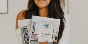 Beitragsbild des Blogbeitrags AFFIRMATIONEN & JOURNALING FÜR DEIN MONEY MINDSET