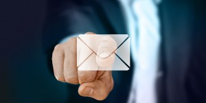 Beitragsbild des Blogbeitrags Exchange Server 2019: Postfächer mit PowerShell erstellen