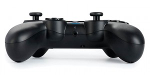 Beitragsbild des Blogbeitrags Nacon: kündigt Asymmetric Wireless Controller für die PS4 an 