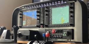 Beitragsbild des Blogbeitrags Aerosoft sichert sich die exklusiven Vertriebsrechte für die Flugsimulations-Hardware von RealSimGear 