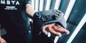 Beitragsbild des Blogbeitrags Astro Gaming: C40 TR – Vollständig anpassbarer, modularer Pro-Controller für PlayStation 4 und PC kommt